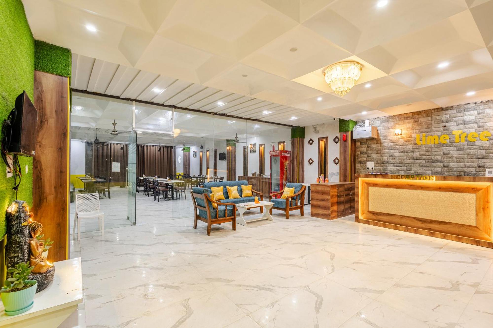 Lime Tree Hotel And Banquet Vrindāvan Extérieur photo