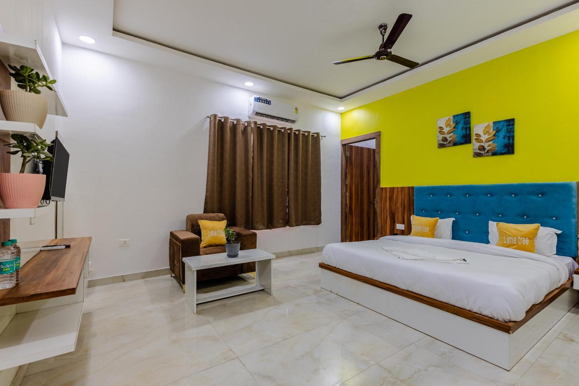 Lime Tree Hotel And Banquet Vrindāvan Extérieur photo